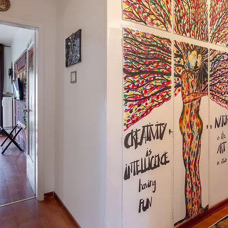 Hostel Lodge&art *